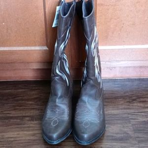 Womens size 10 boots